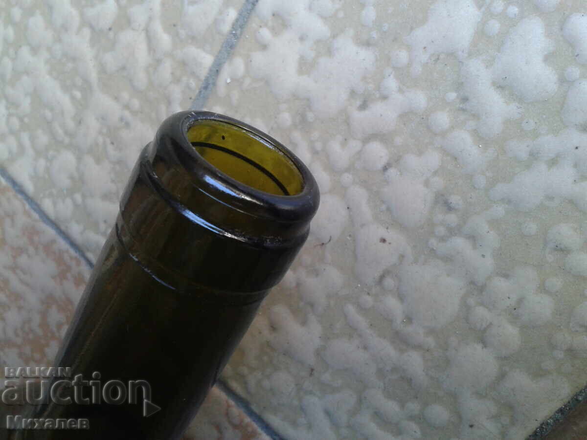 Delivery of Glass wine bottles 750 ml Delivery of Glass wine bottles 750 ml