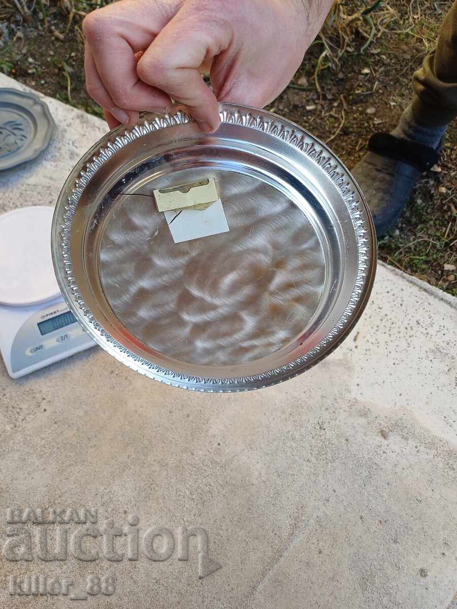 Τραπέζι μπιλιάρδου 1980 με τιμή 50.00 BGN | € 25.56 Τραπέζι μπιλιάρδου 1980 με τιμή 50.00 BGN | € 25.56