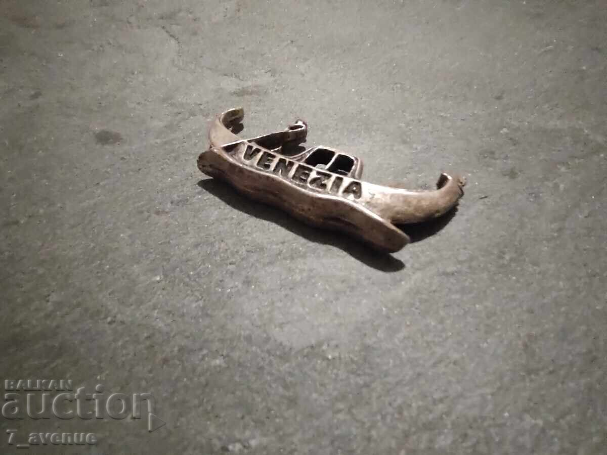 Livrarea Figurină gondolă Veneția 7.11.25 Livrarea Figurină gondolă Veneția 7.11.25