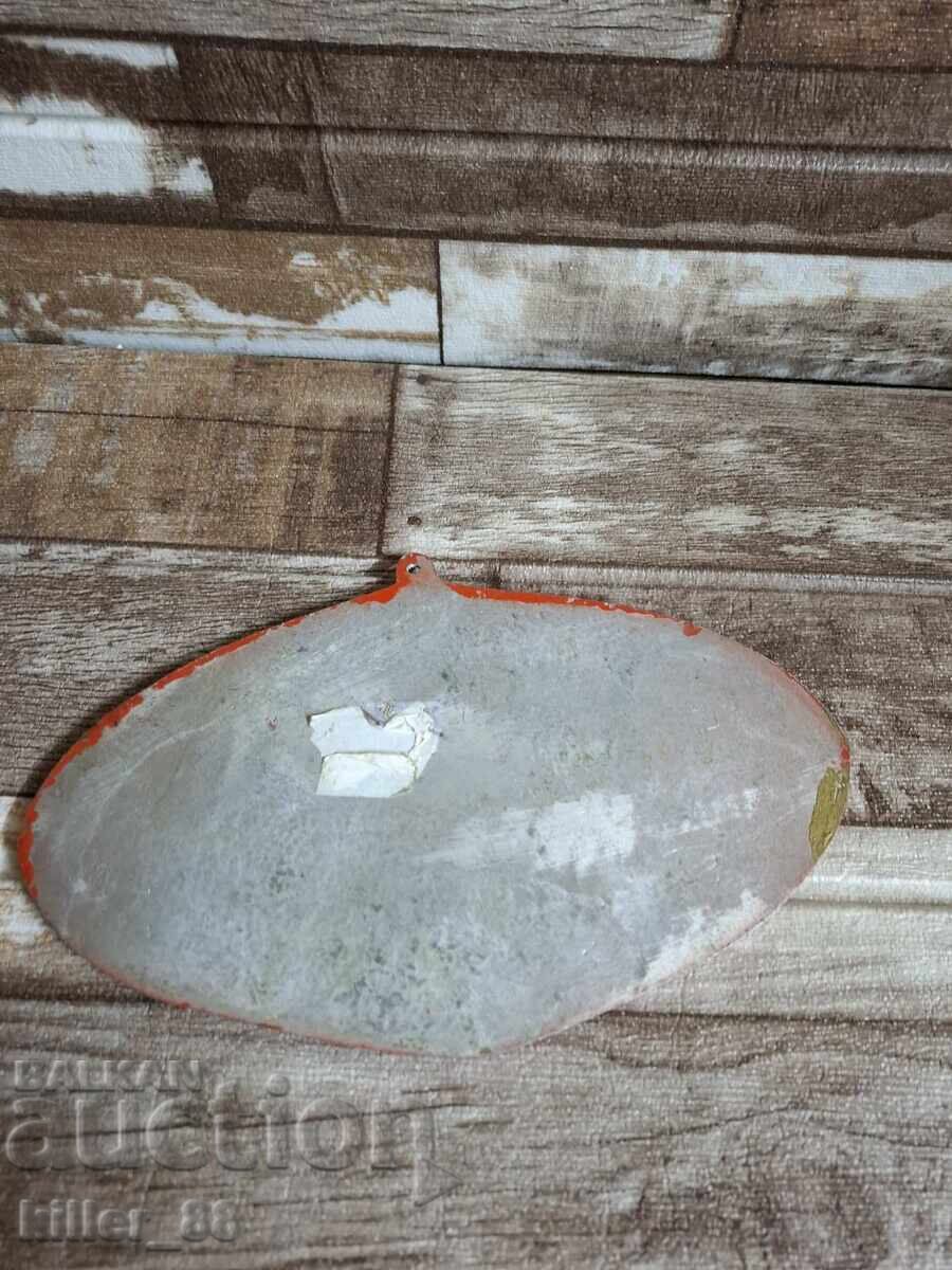 Παράδοση Μεταλλικό πιάτο Παράδοση Μεταλλικό πιάτο