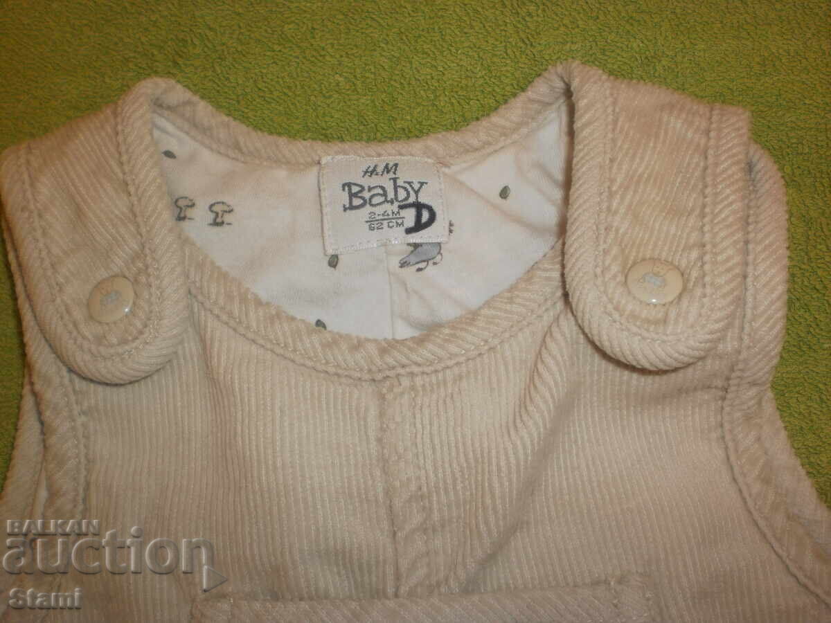 Salopetă bebeluși H&M din catifea, mărime 62 - 6 Salopetă bebeluși H&M din catifea, mărime 62 - 6