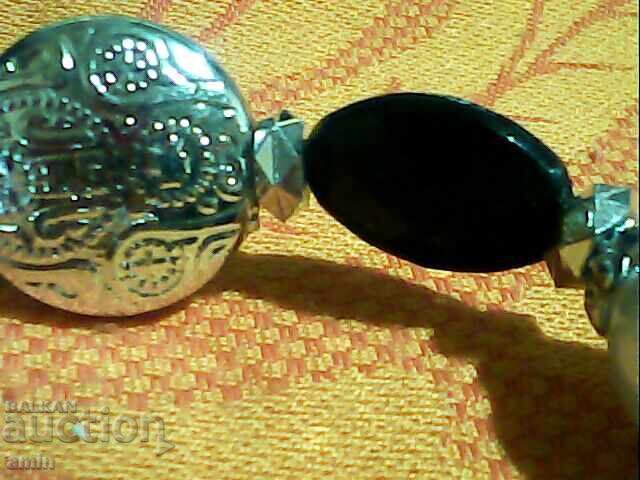 Livrarea frumoasa bratara