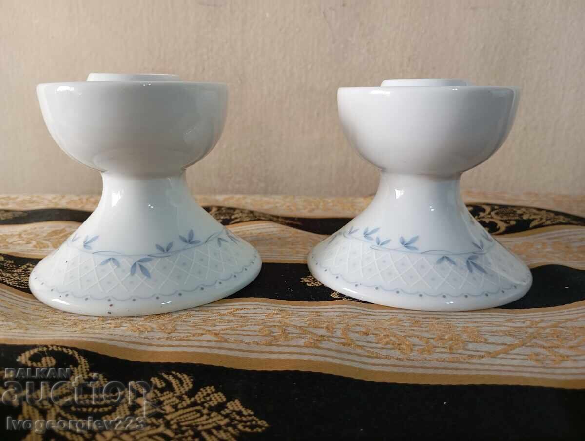 Pereche de sfeșnice din porțelan