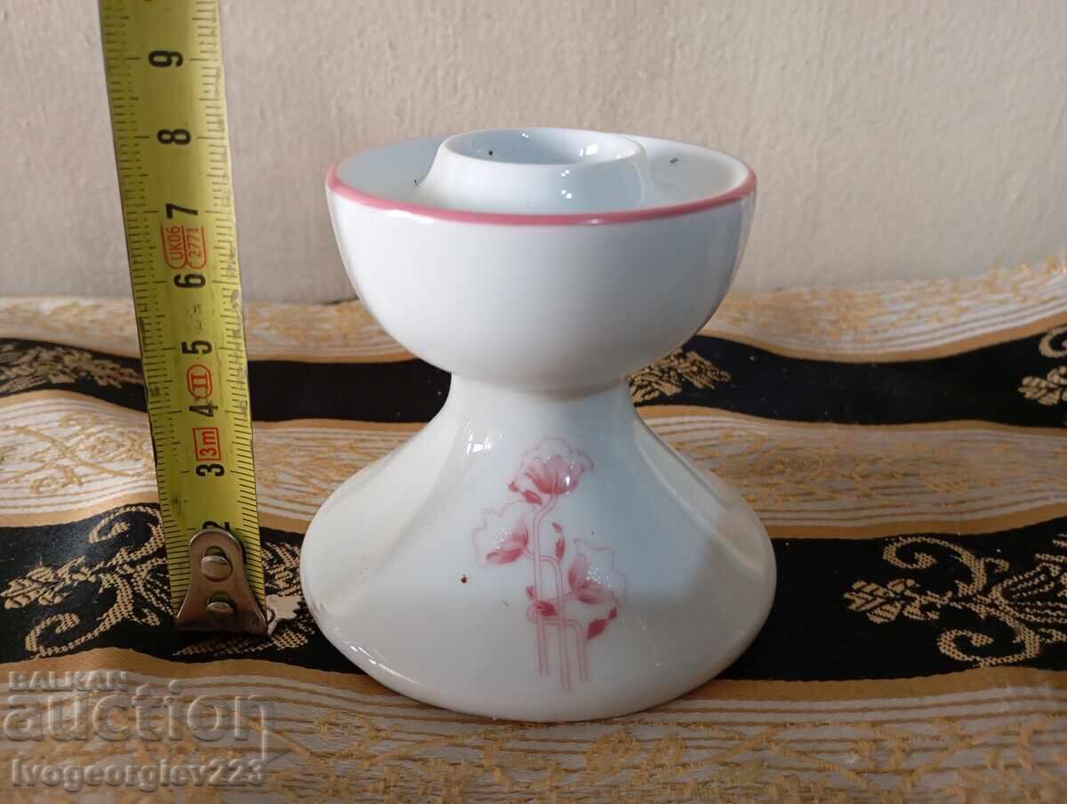 Suport pentru lumanari din portelan cu preț 10.00 BGN | € 5.11 Suport pentru lumanari din portelan cu preț 10.00 BGN | € 5.11