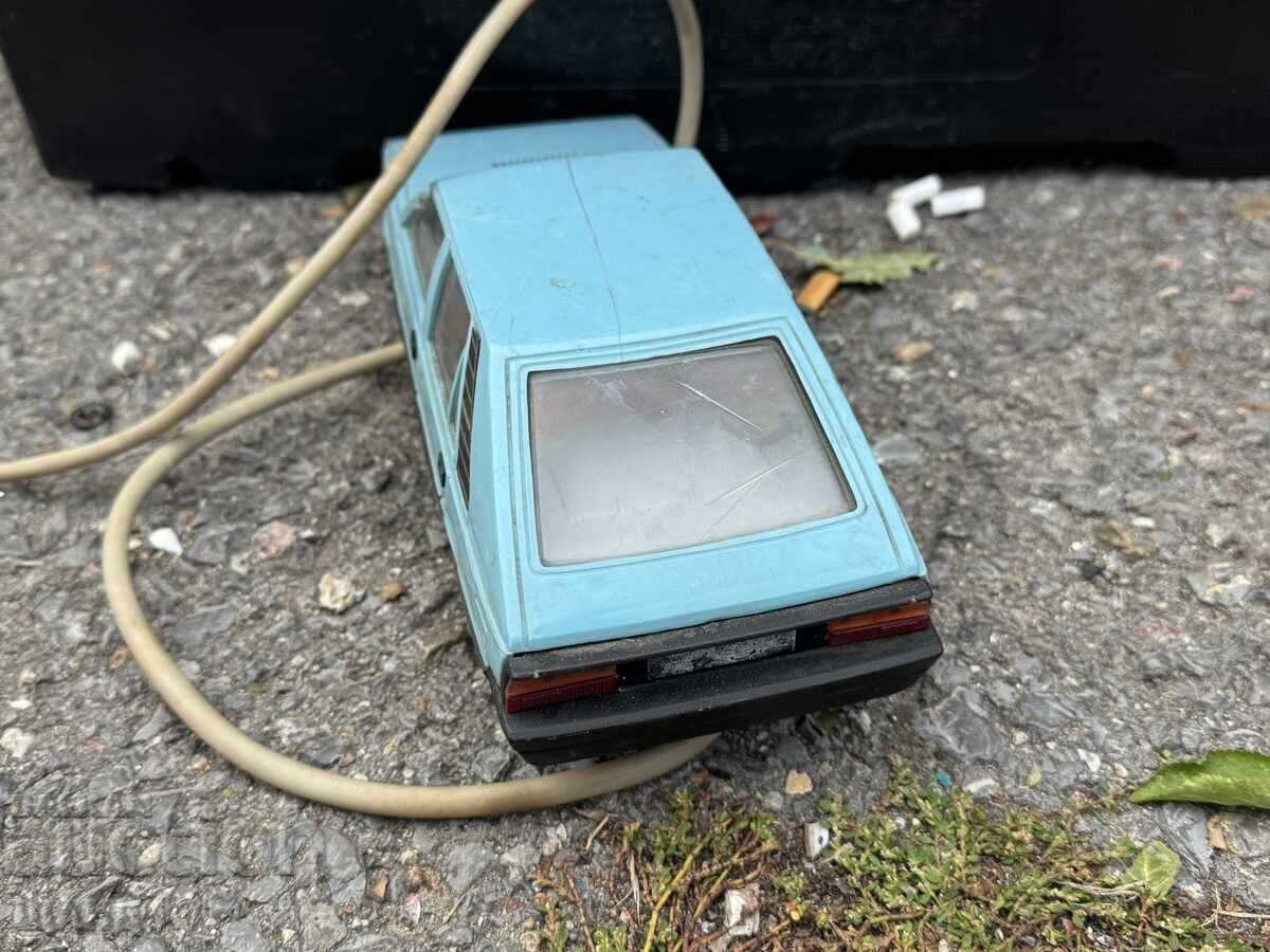 Πολωνέζ παλιό πλαστικό παιχνίδι μοντέλο αυτοκινήτου με μπαταρίες - 5