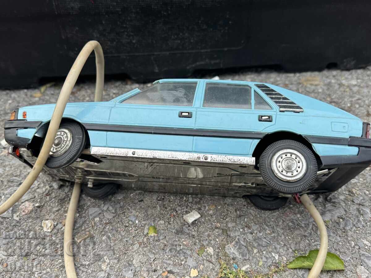 Πολωνέζ παλιό πλαστικό παιχνίδι μοντέλο αυτοκινήτου με μπαταρίες - 6