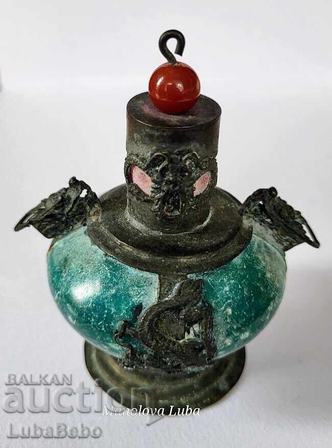 Τιbetιανό μπουκάλι για σνιφ με τιμή 170.00 BGN | € 86.92 Τιbetιανό μπουκάλι για σνιφ με τιμή 170.00 BGN | € 86.92