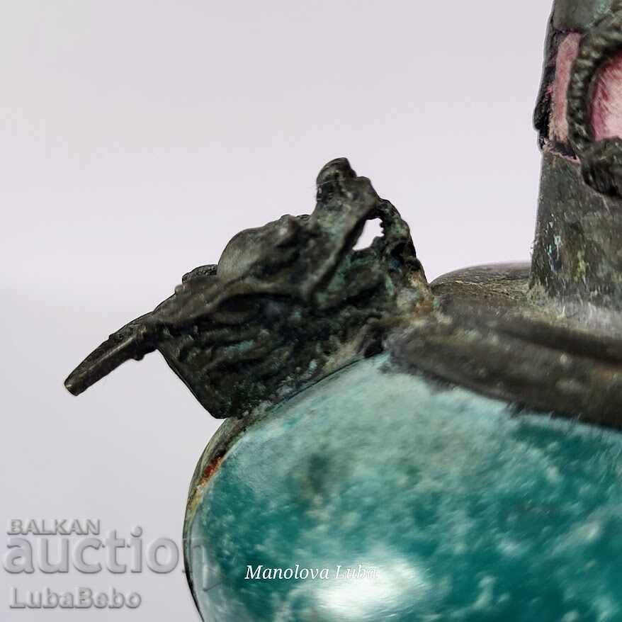 Παράδοση Τιbetιανό μπουκάλι για σνιφ Παράδοση Τιbetιανό μπουκάλι για σνιφ