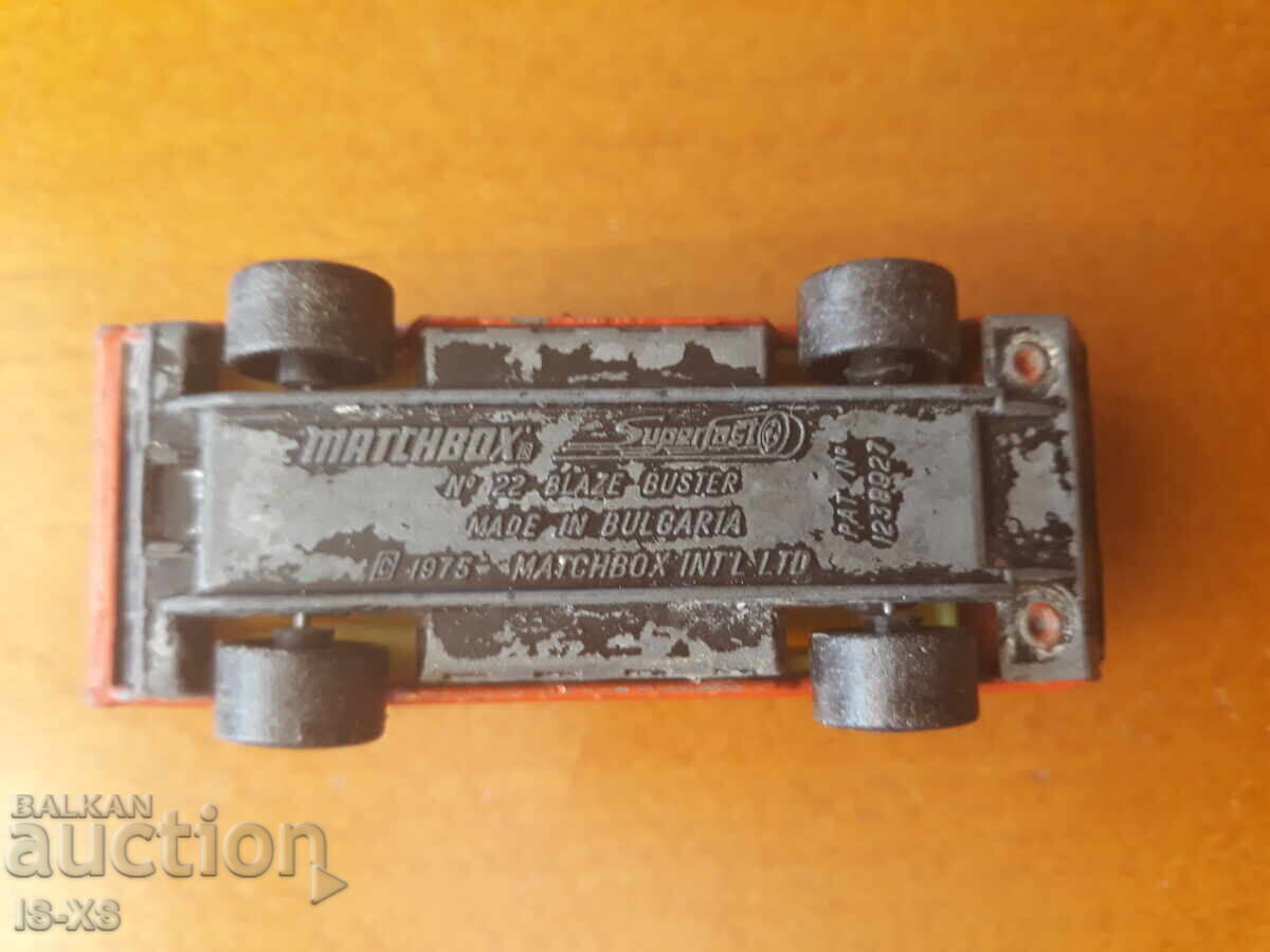 Auction BG MACHBOX Fire Engine Auction BG MACHBOX Fire Engine