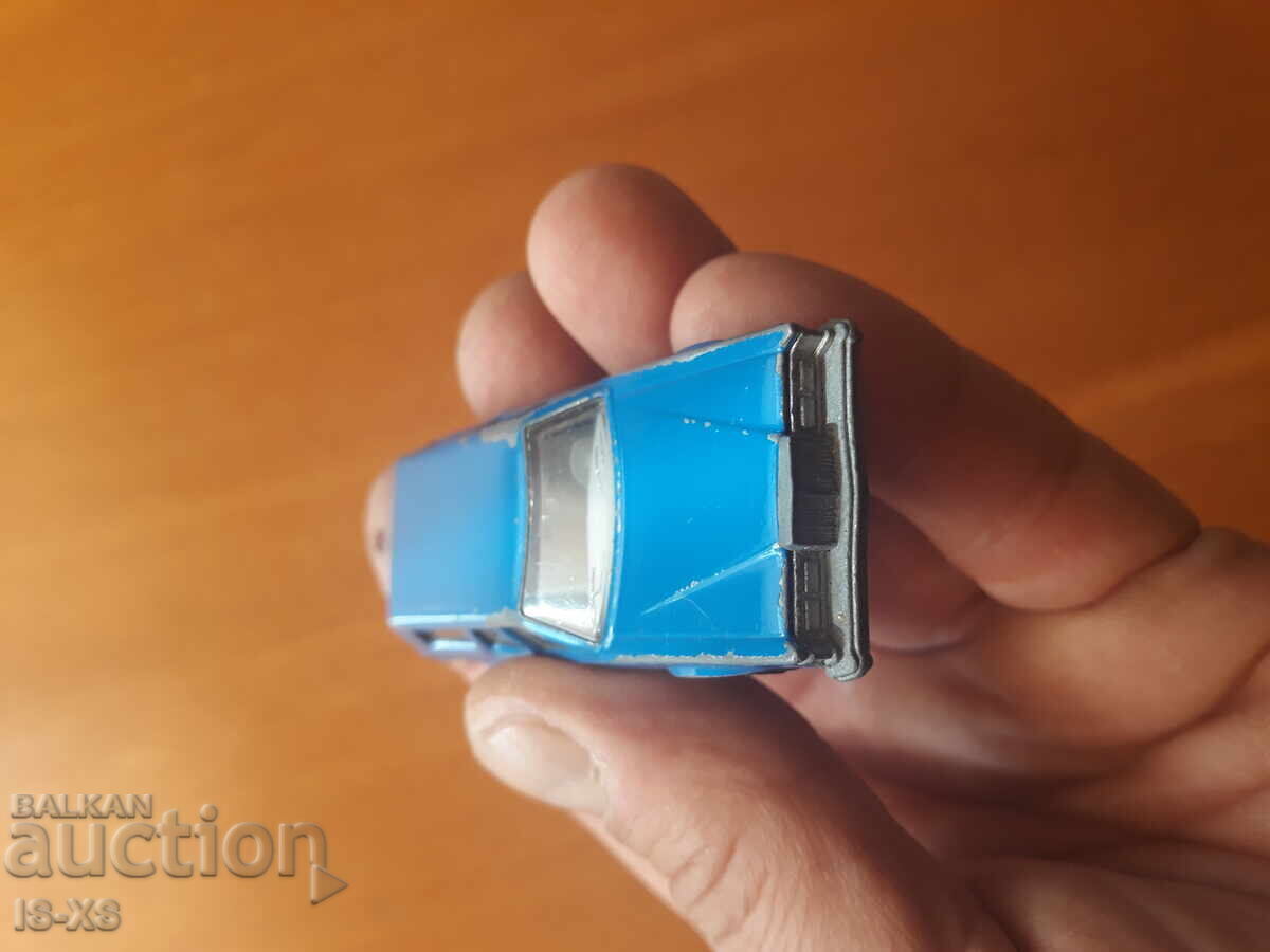 Аукцион BG MACHBOX COUGAR VILLAGER Аукцион BG MACHBOX COUGAR VILLAGER