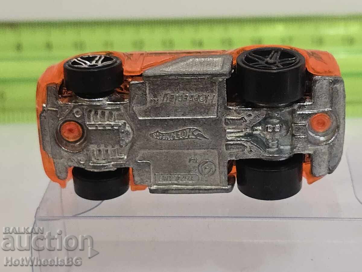 Hot Wheels - 6 Hot Wheels - 6