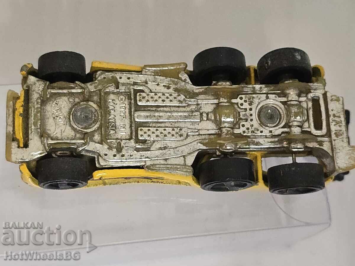 Καυτές ρόδες - 6