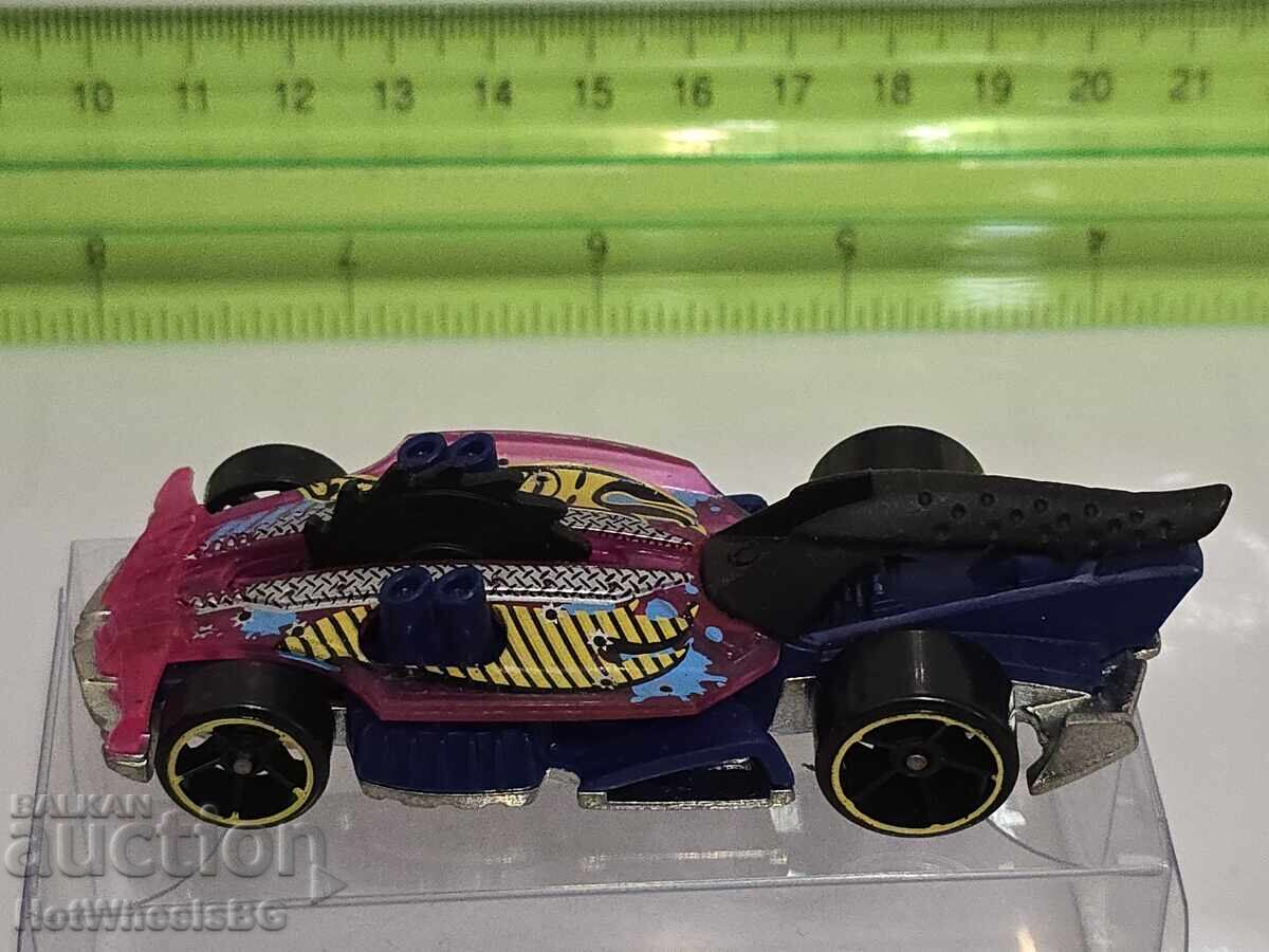 Hot Wheels - 5 Hot Wheels - 5