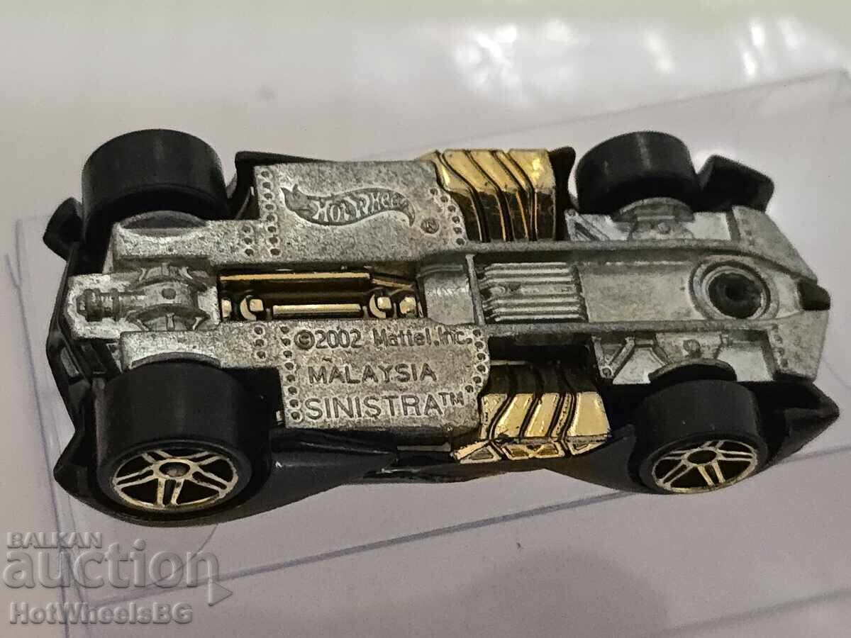 Καυτές ρόδες - 6