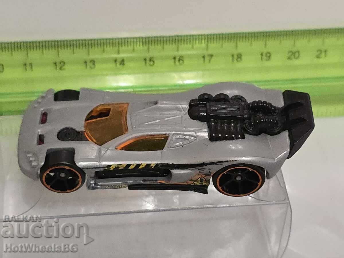 Καυτές ρόδες - 5