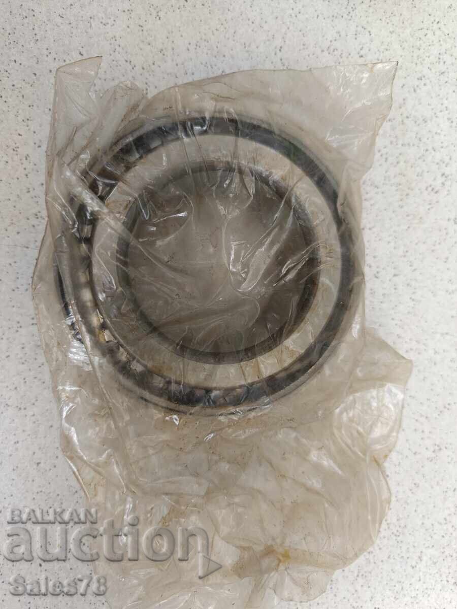 Roller bearing 33211