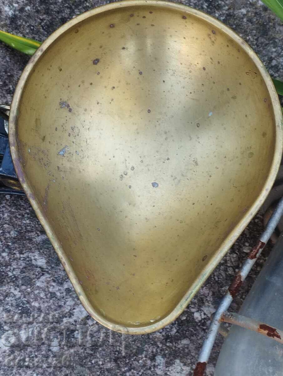 Auction Antique English Scale Height 18 cm / Length 27 cm Auction Antique English Scale Height 18 cm / Length 27 cm