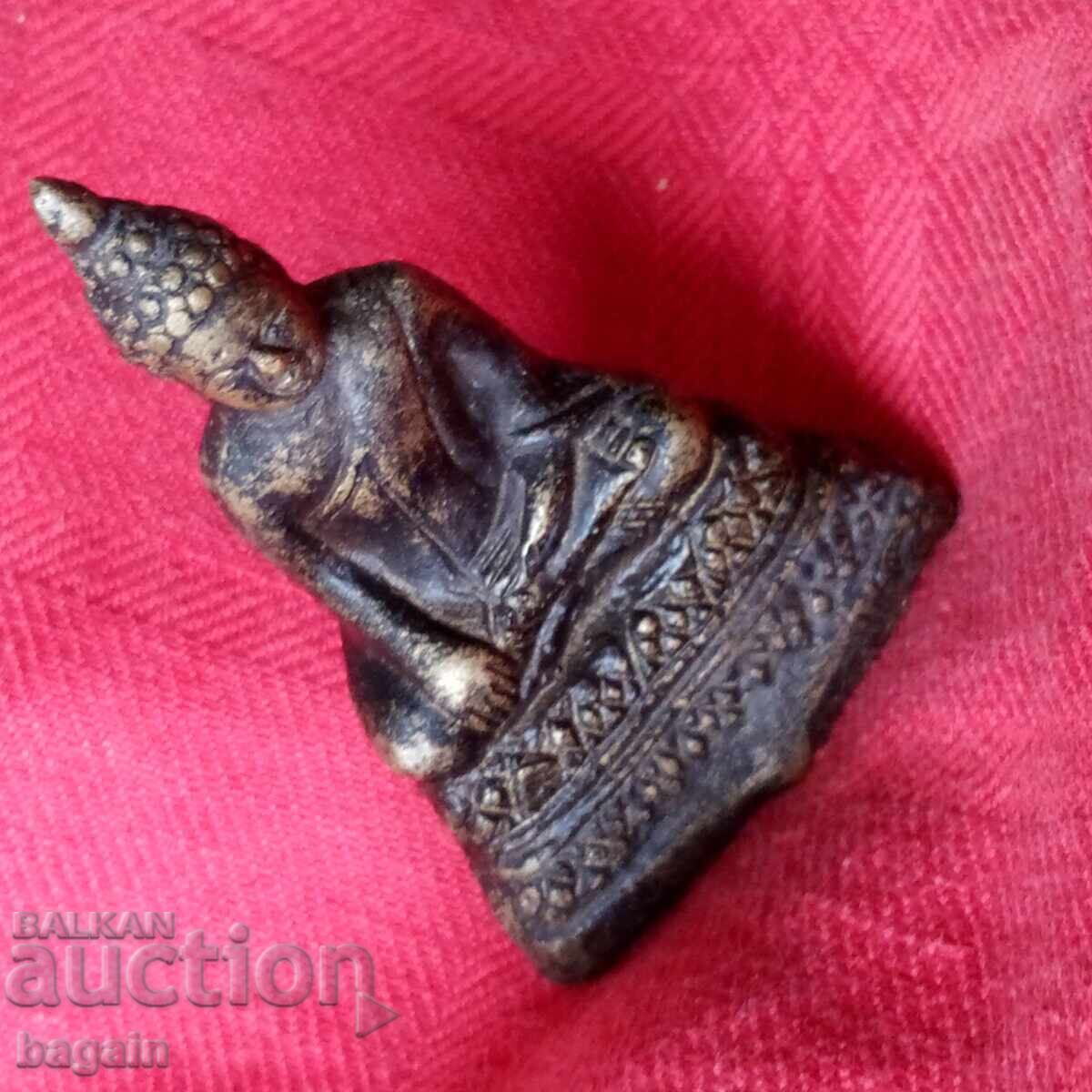 Бронзова статуетка на Буда.