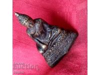 Χάλκινο αγαλματίδιο του Βούδα.