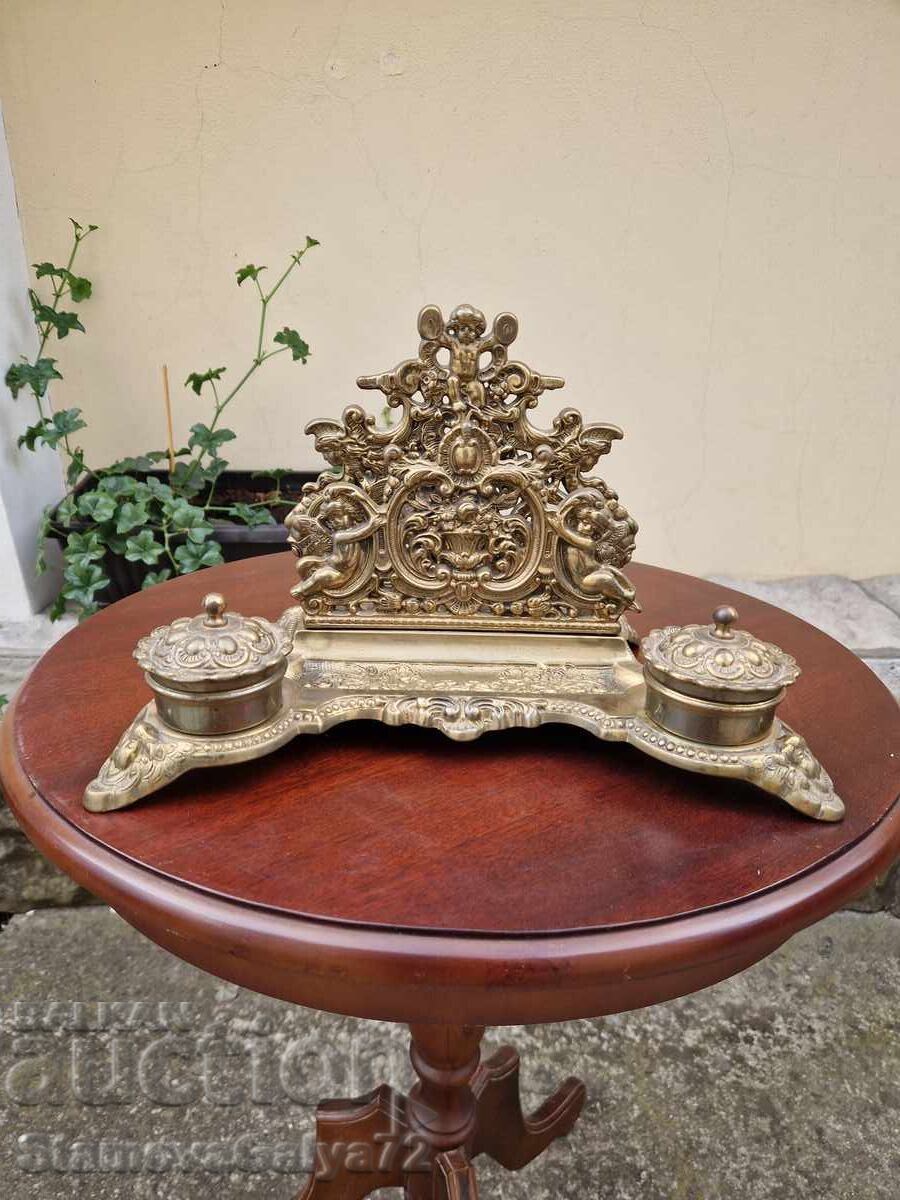 Frumoasă colecție antică de colecție franceză din bronz pentru cerneală cu preț 286.00 BGN | € 146.23