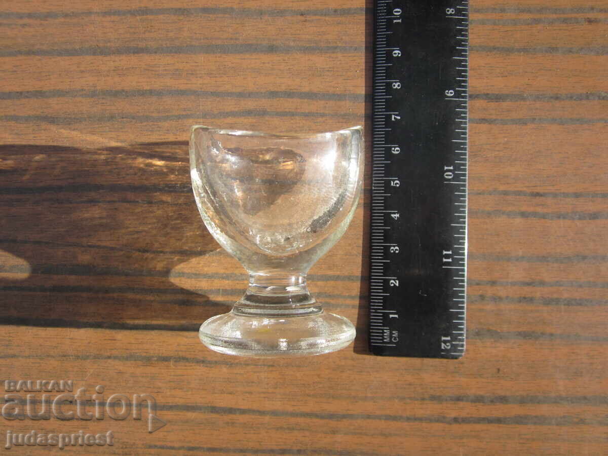 Τέλεια παλιά γυάλινη κούπα για πλύσιμο ματιών - 5 Τέλεια παλιά γυάλινη κούπα για πλύσιμο ματιών - 5