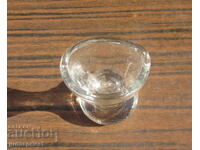 Τέλεια παλιά γυάλινη κούπα για πλύσιμο ματιών