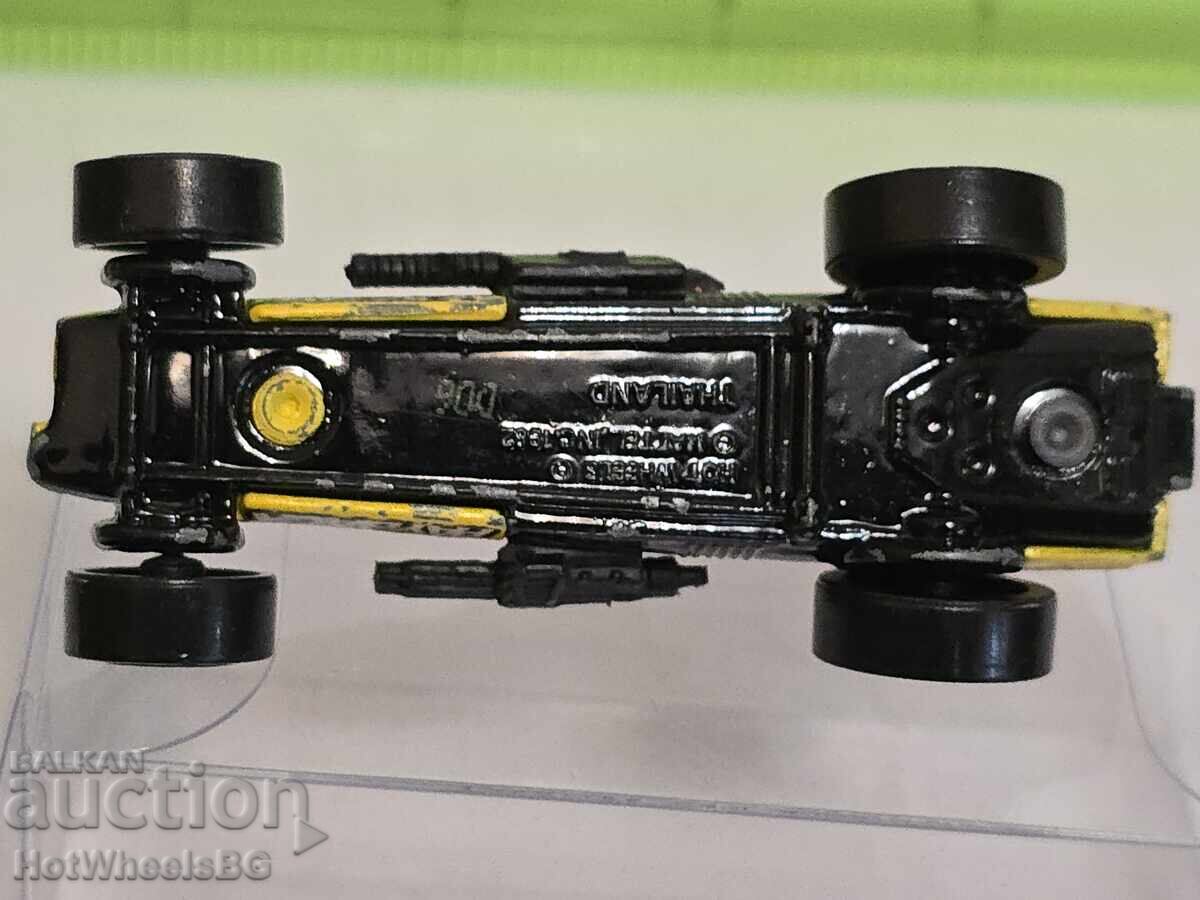 Hot Wheels - 6 Hot Wheels - 6