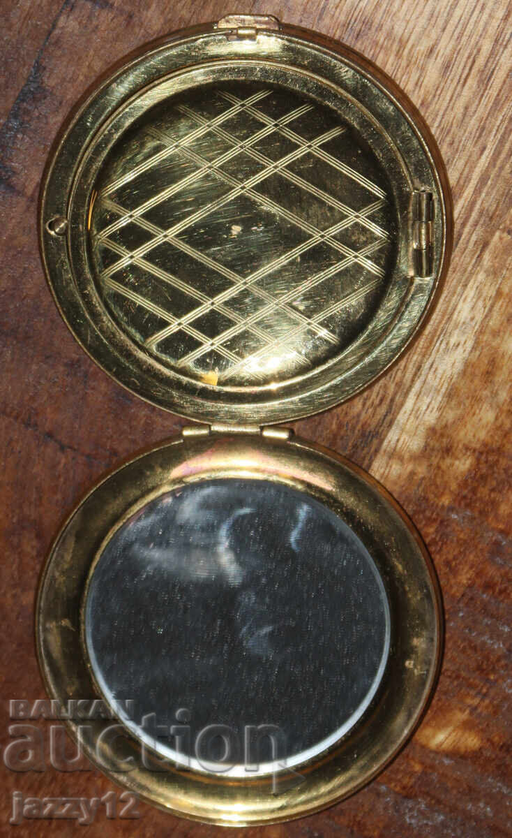 Veche cutie de pudră din alamă cu oglindă - 7 Veche cutie de pudră din alamă cu oglindă - 7