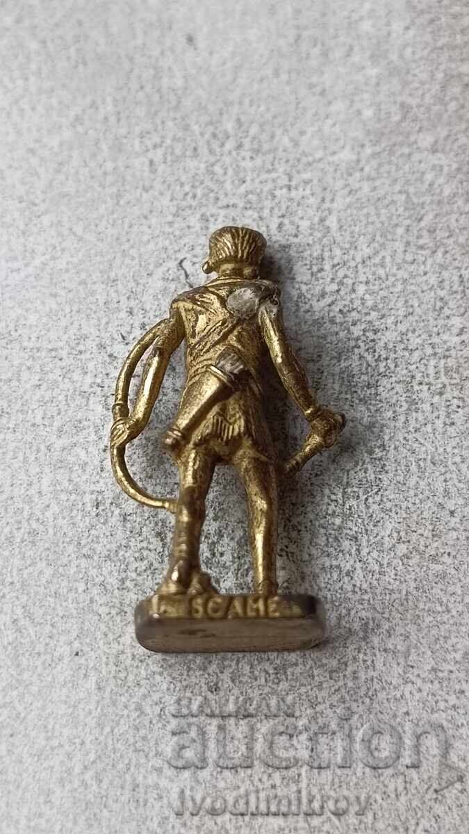 Μεταλλική φιγούρα από σοκολατένιο αυγό Tahrohon με τιμή 6.65 BGN | € 3.40