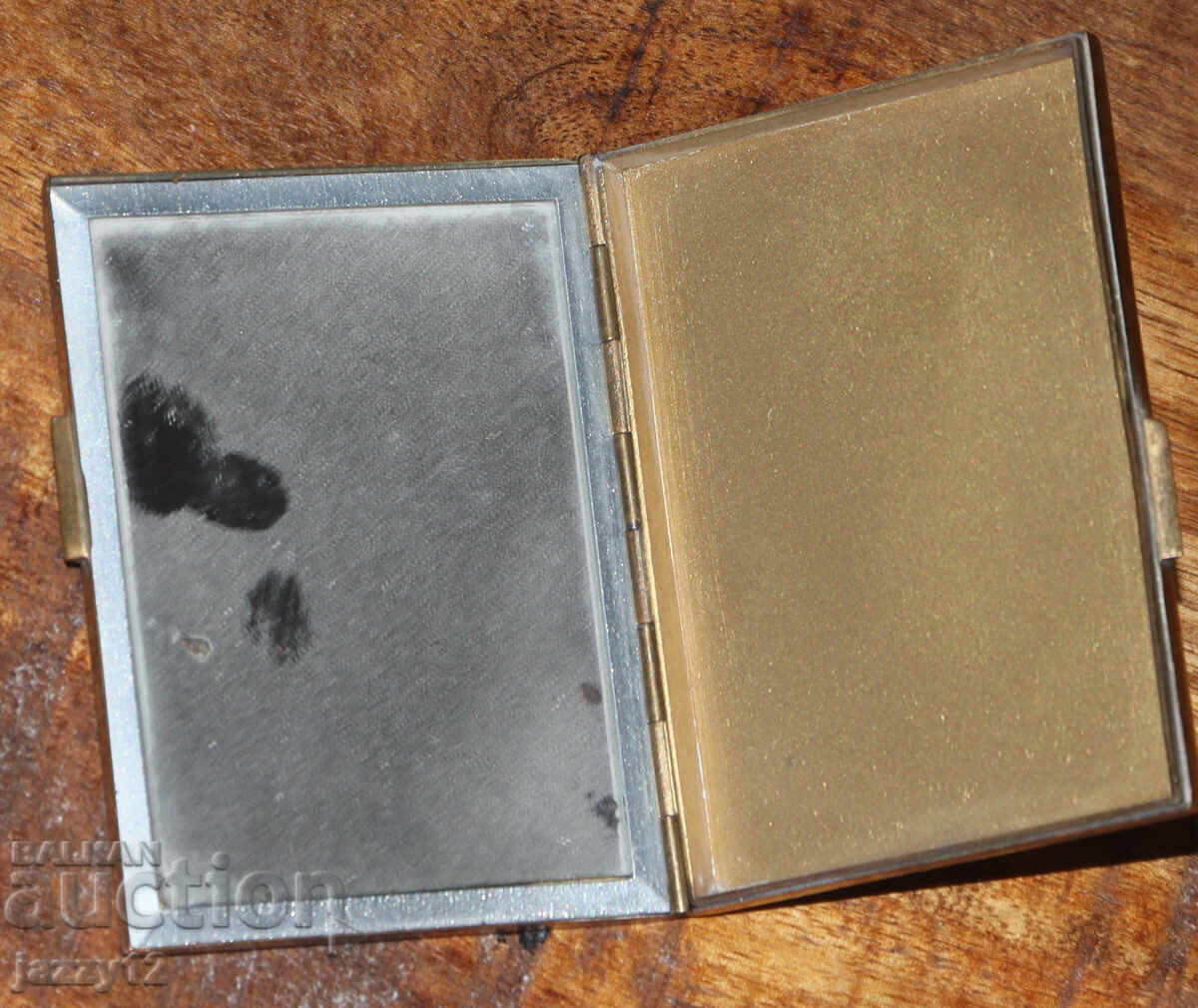 Old brass powder compact with mirror - 6