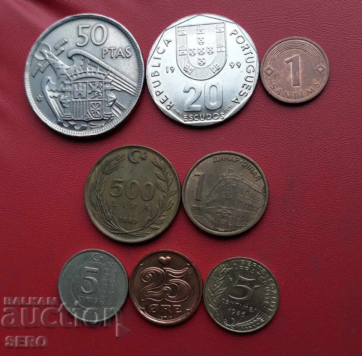 Mixed lot of 8 coins