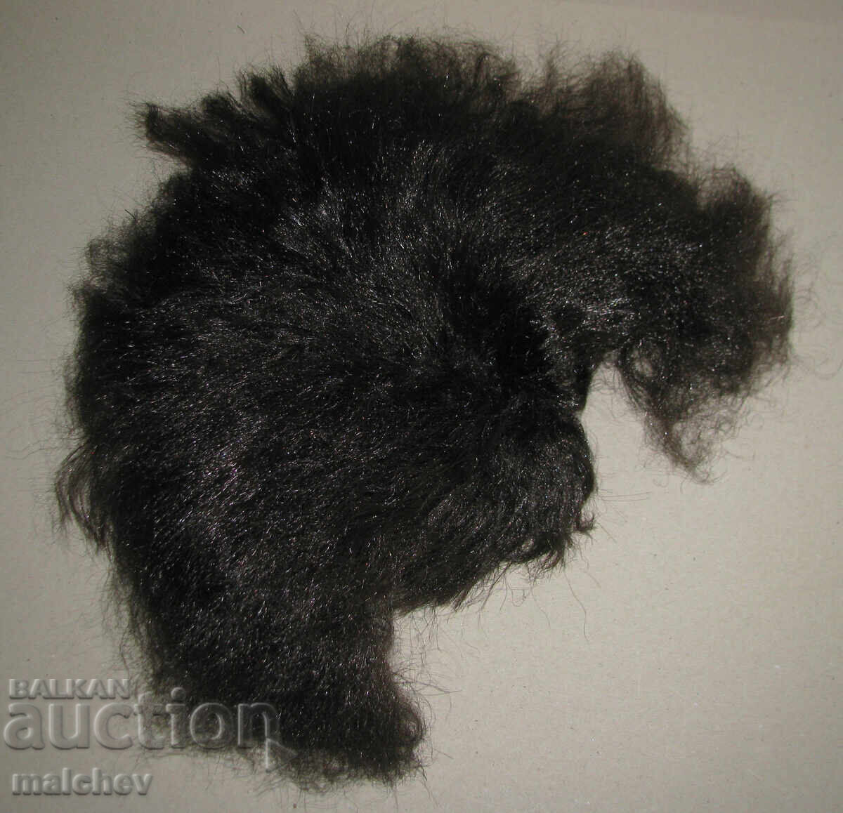 Κοντή περούκα από συνθετική τρίχα, έως 25 εκ., μεταχειρισμένη Κοντή περούκα από συνθετική τρίχα, έως 25 εκ., μεταχειρισμένη