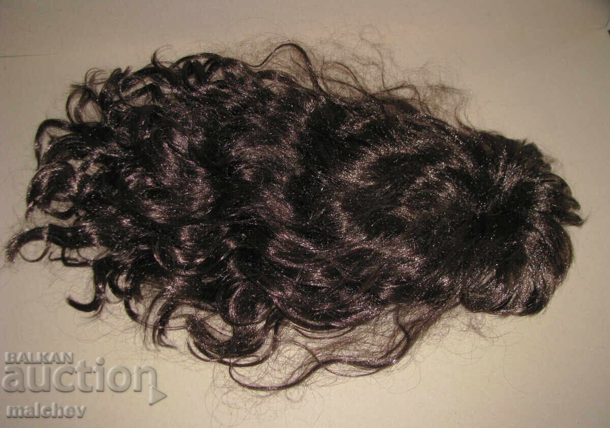 Wig made of artificial hair, 60 cm wavy, excellent
