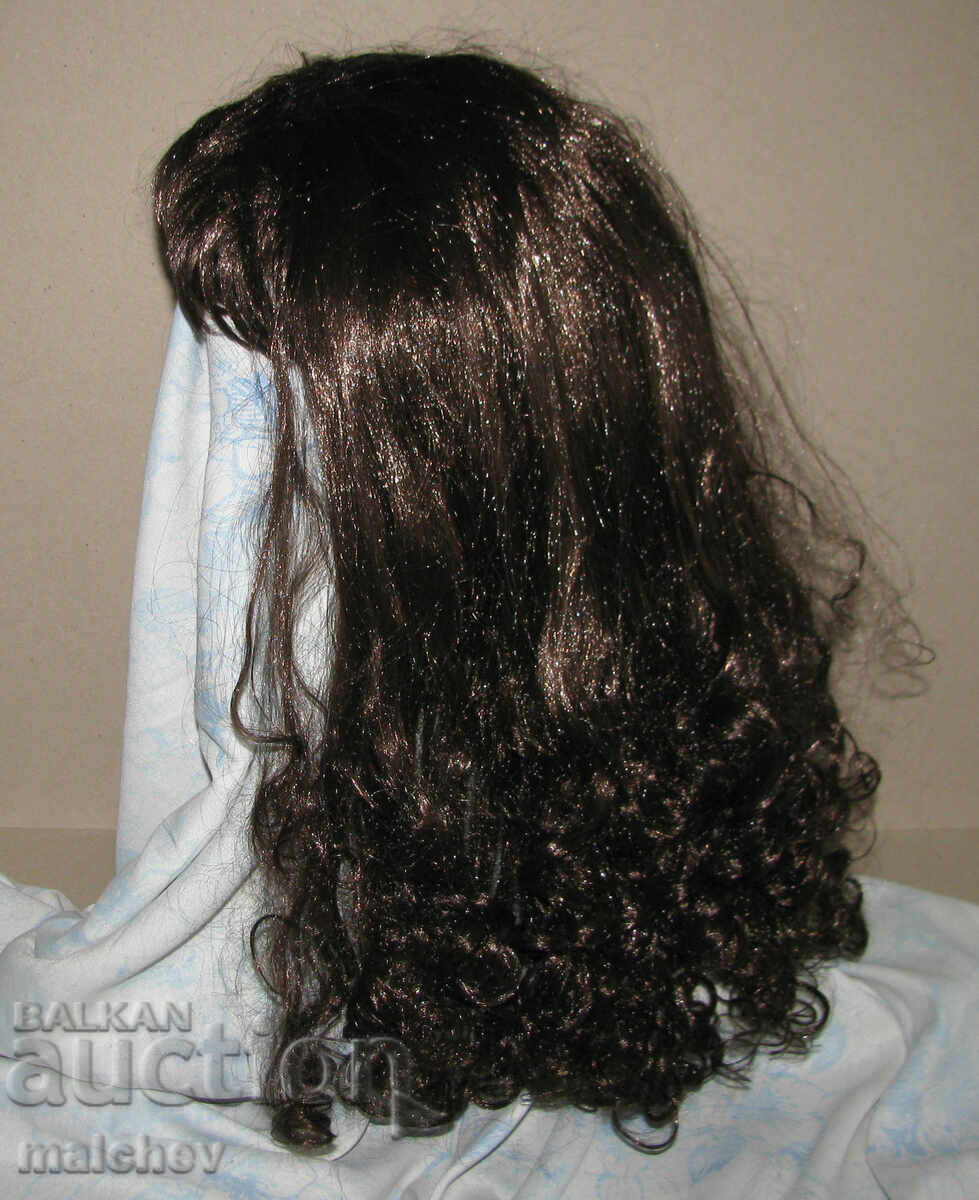 Auction  Wig made of artificial hair 60 cm curly, excellent