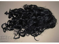 Перука от изкуствена коса 60 см черна на букли, отлична
