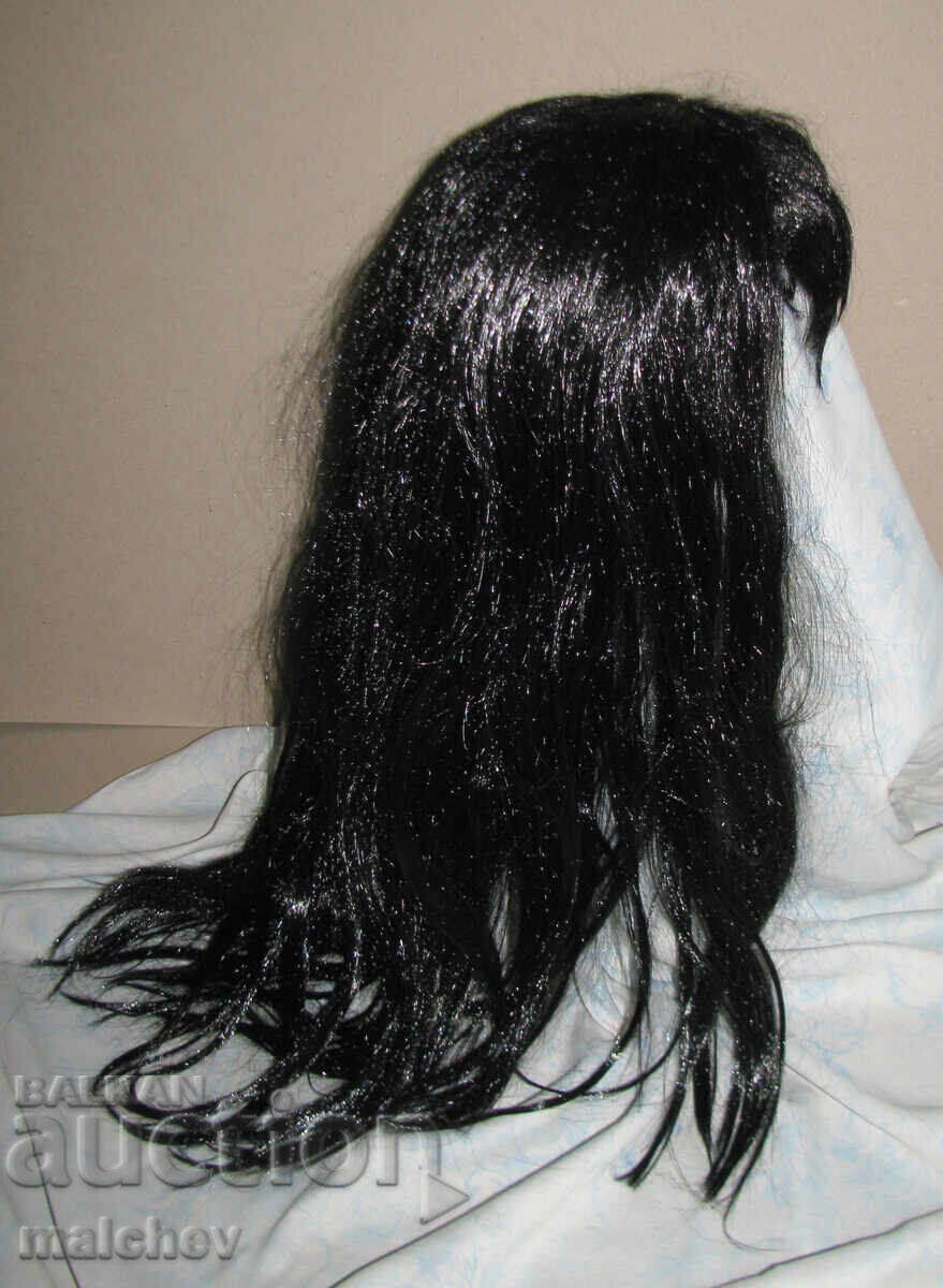 Аукцион Перука от изкуствена коса 70 см черна права, отлична