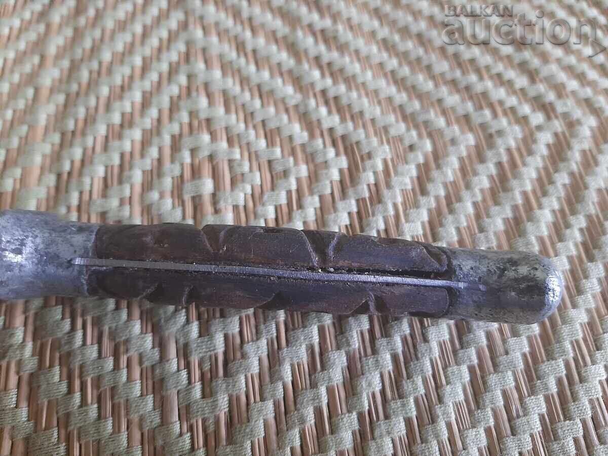 Ένα παλιό μαχαίρι - 5