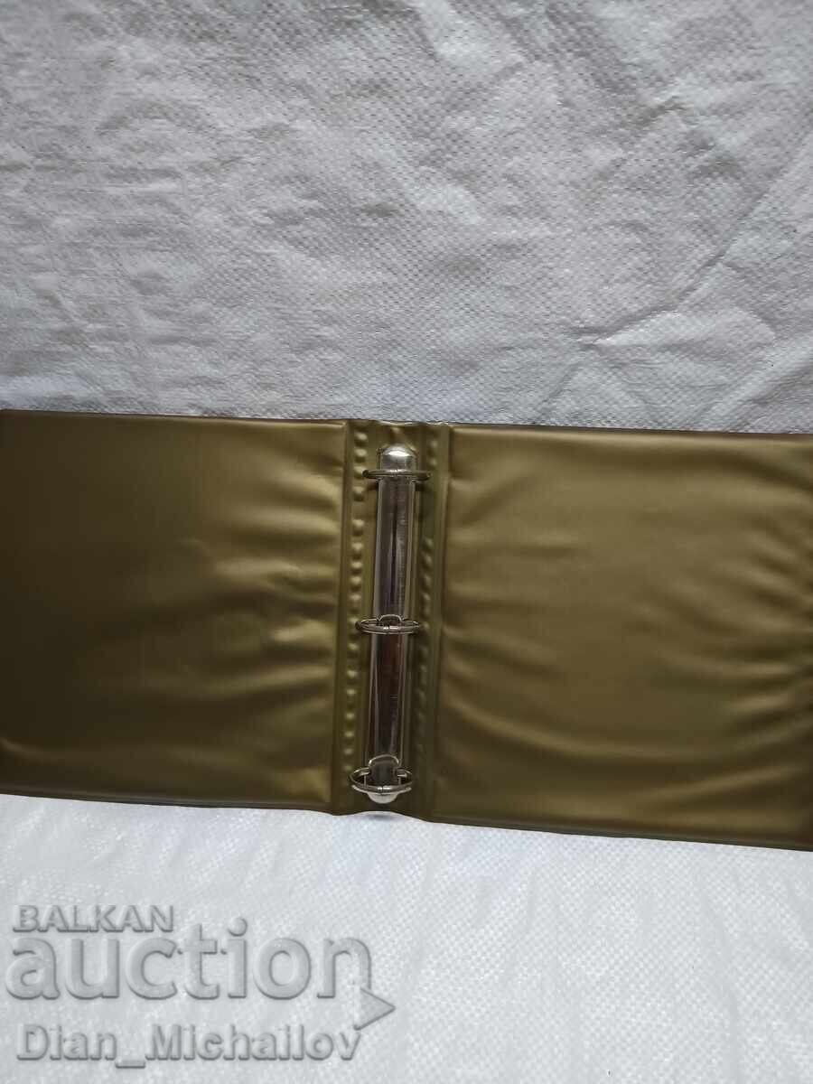 Δημοπρασία Παλιό Δερμάτινο Άλμπουμ από τη Δρέσδη, Ανατολική Γερμανία Δημοπρασία Παλιό Δερμάτινο Άλμπουμ από τη Δρέσδη, Ανατολική Γερμανία