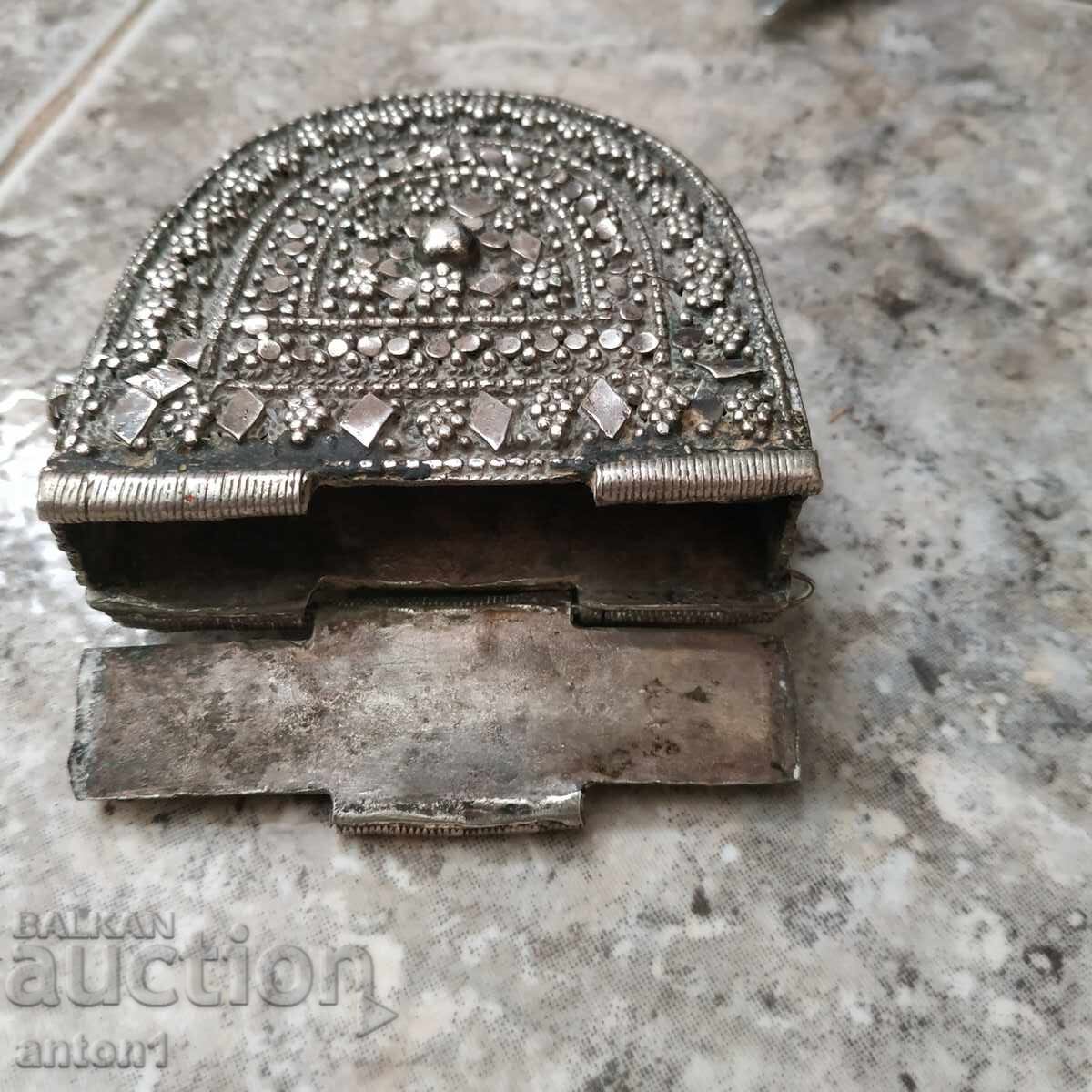 Silver powder keg with price 600.00 BGN | € 306.78 Silver powder keg with price 600.00 BGN | € 306.78