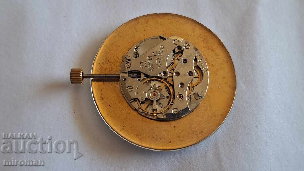 For sale: Lot of Raketa 2209 and Raketa 2614 movements/dials