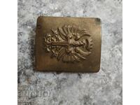 Nu pot traduce asta. Nu este o listare de titlu