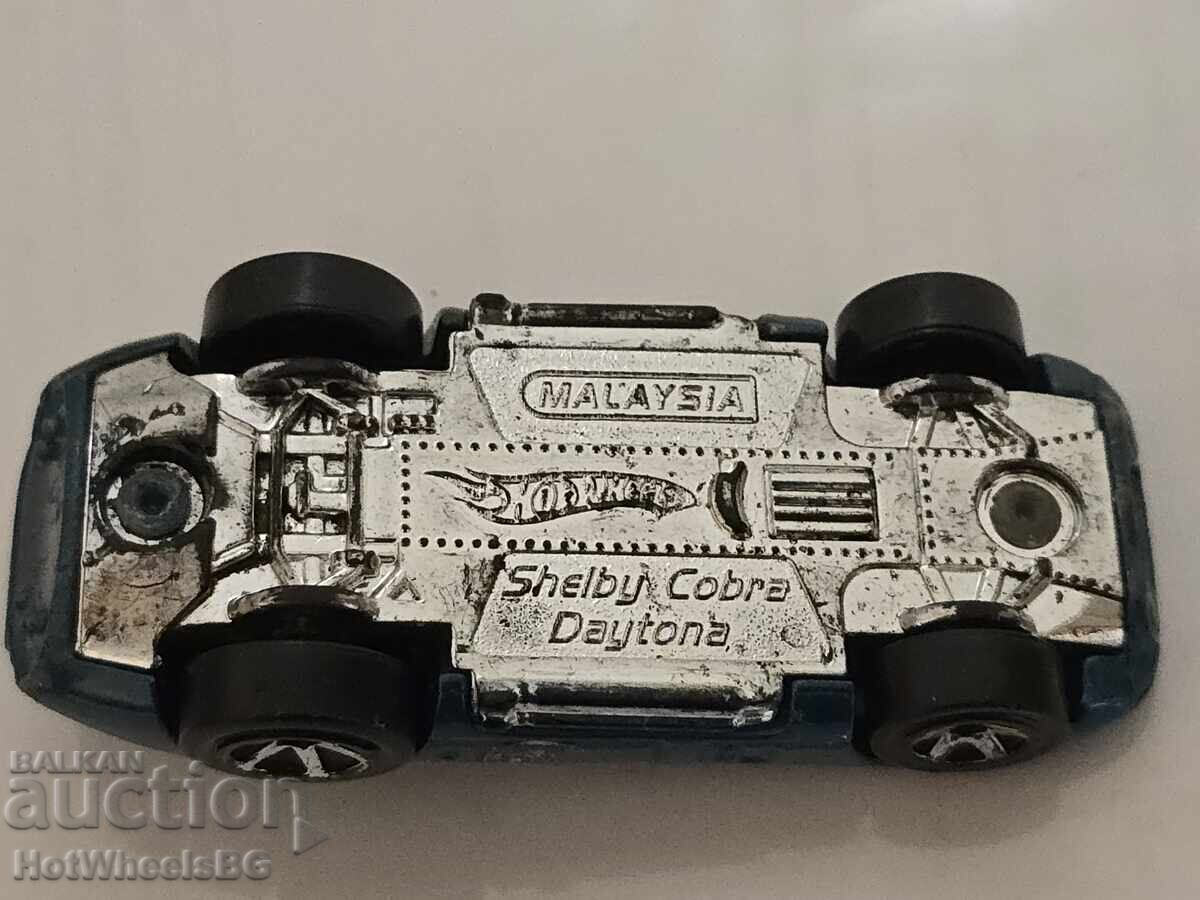 Hot Wheels - 6 Hot Wheels - 6