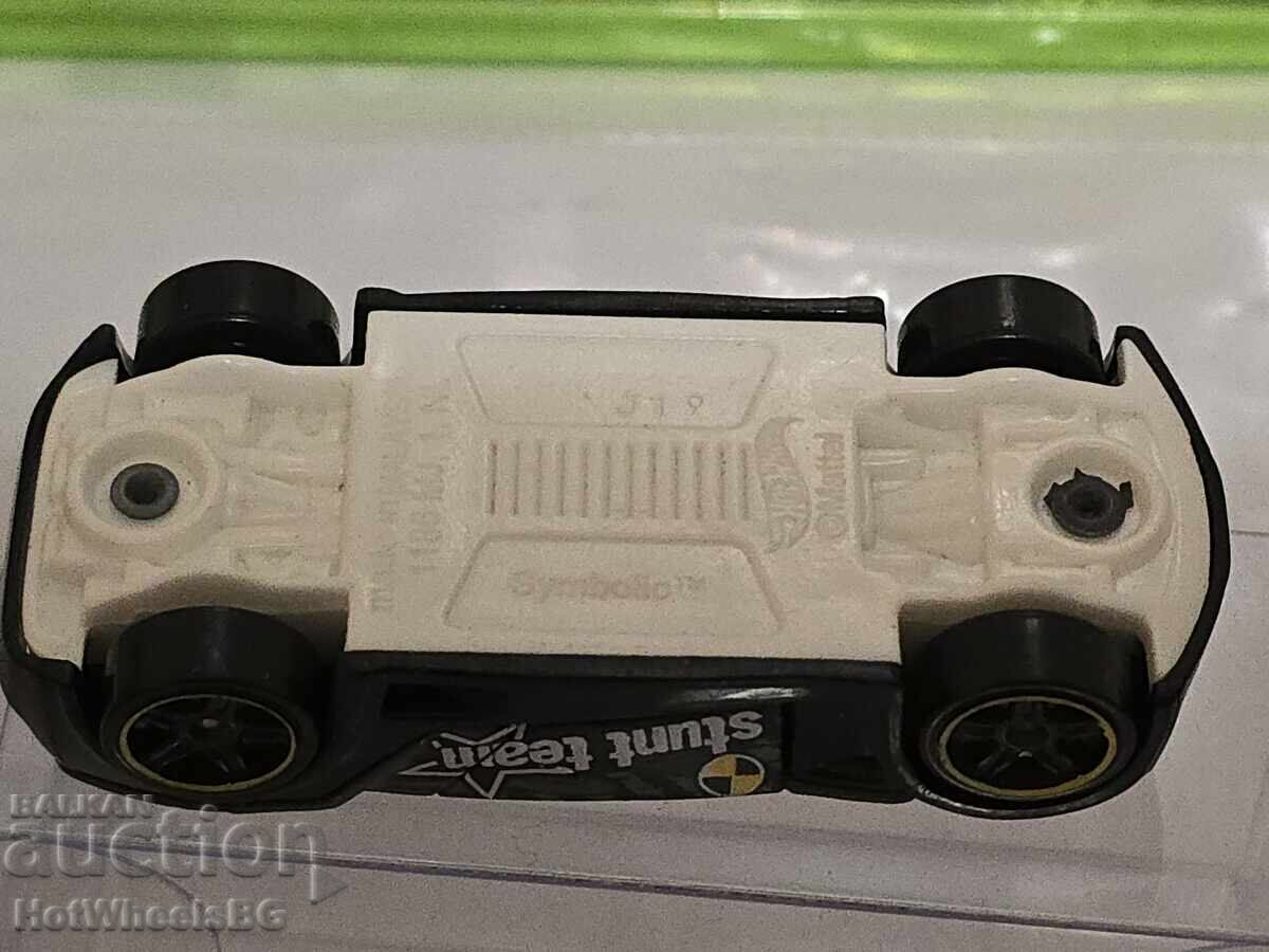 Hot Wheels - - 6 Hot Wheels - - 6