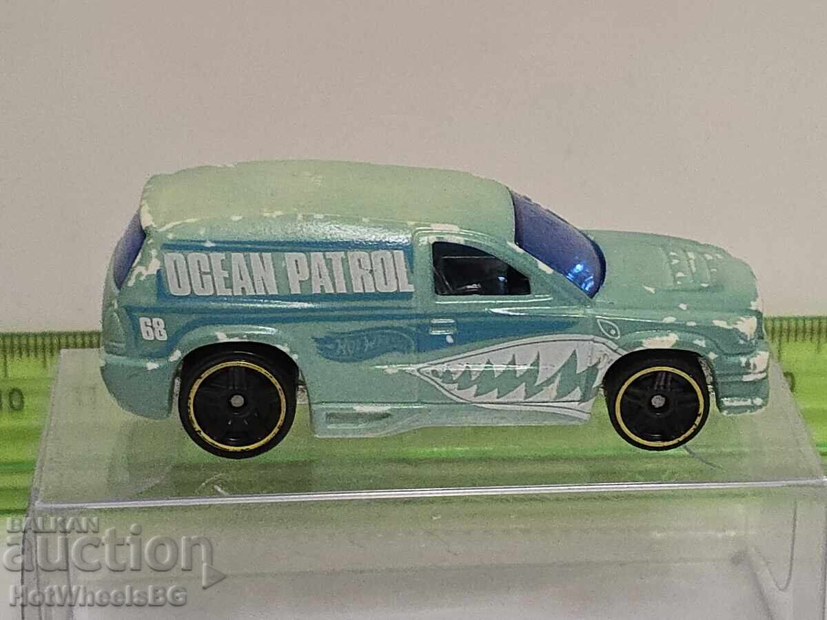 Hot Wheels with price 2.50 BGN | € 1.28