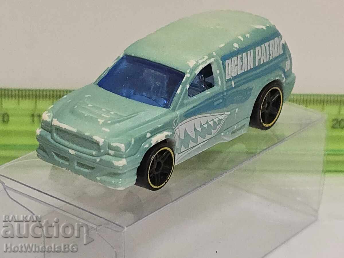 Auction  Hot Wheels