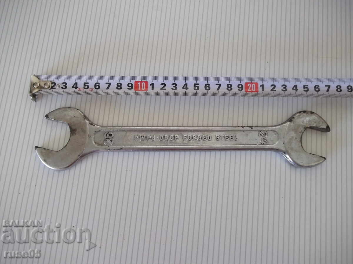 Cheie "DERBY - 24-26" tubulară cu preț 5.00 BGN | € 2.56