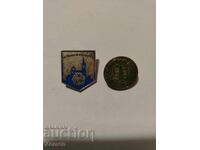 O mulțime de insigne