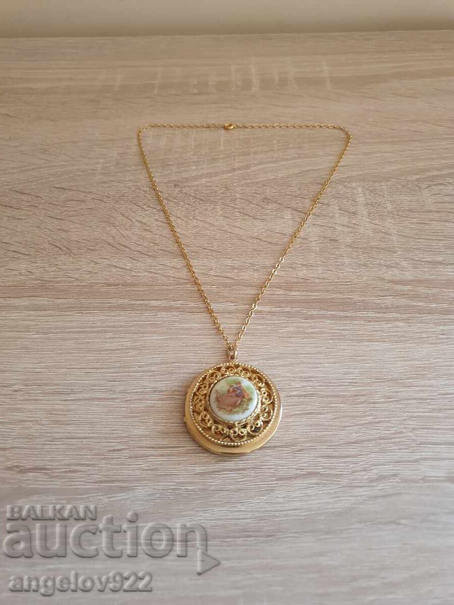 Vintage necklace with pendant!!! Vintage necklace with pendant!!!