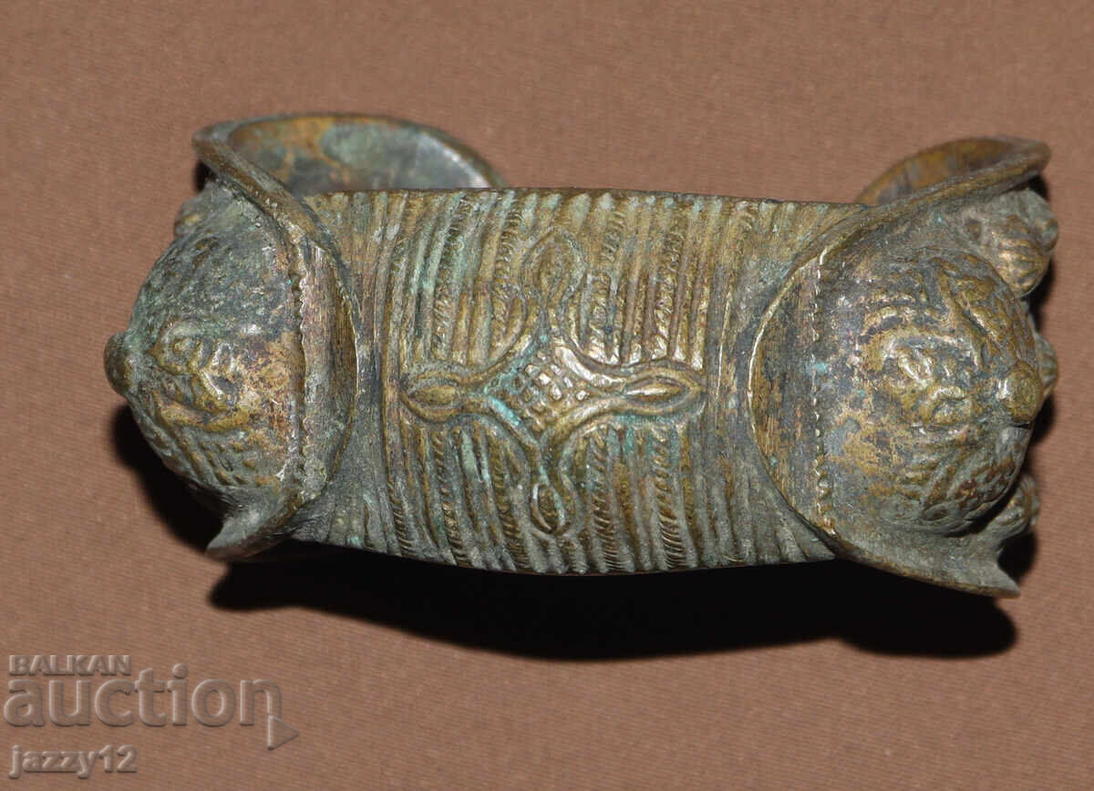 Old bronze bracelet slingshot with cross with price 200.00 BGN | € 102.26