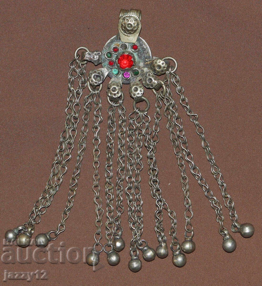 Licitație Colier de argint islamic din secolul al XX-lea